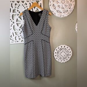 Adrianna Papell Geometric V Neck Textured Sheath Dress Black White 10